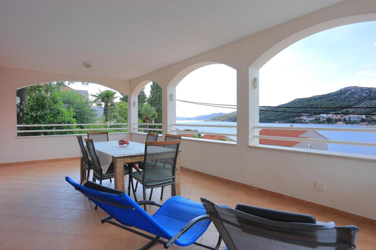 Apartments By The Sea Seget Vranjica, Trogir - 13771 Εξωτερικό φωτογραφία