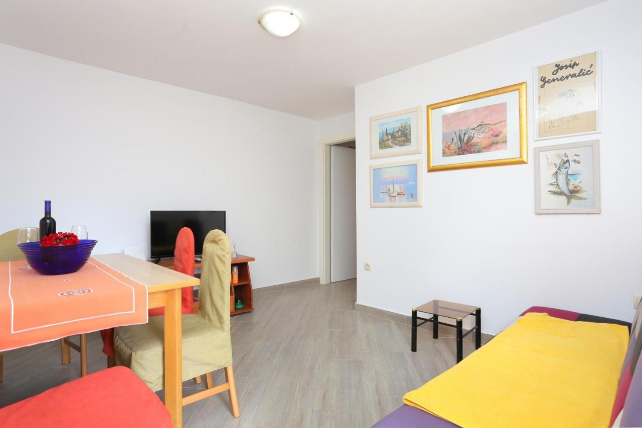 Apartments By The Sea Seget Vranjica, Trogir - 13771 Εξωτερικό φωτογραφία